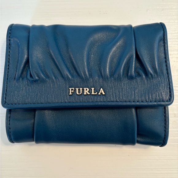 Furla leather wallet-NWT - Picture 1 of 5